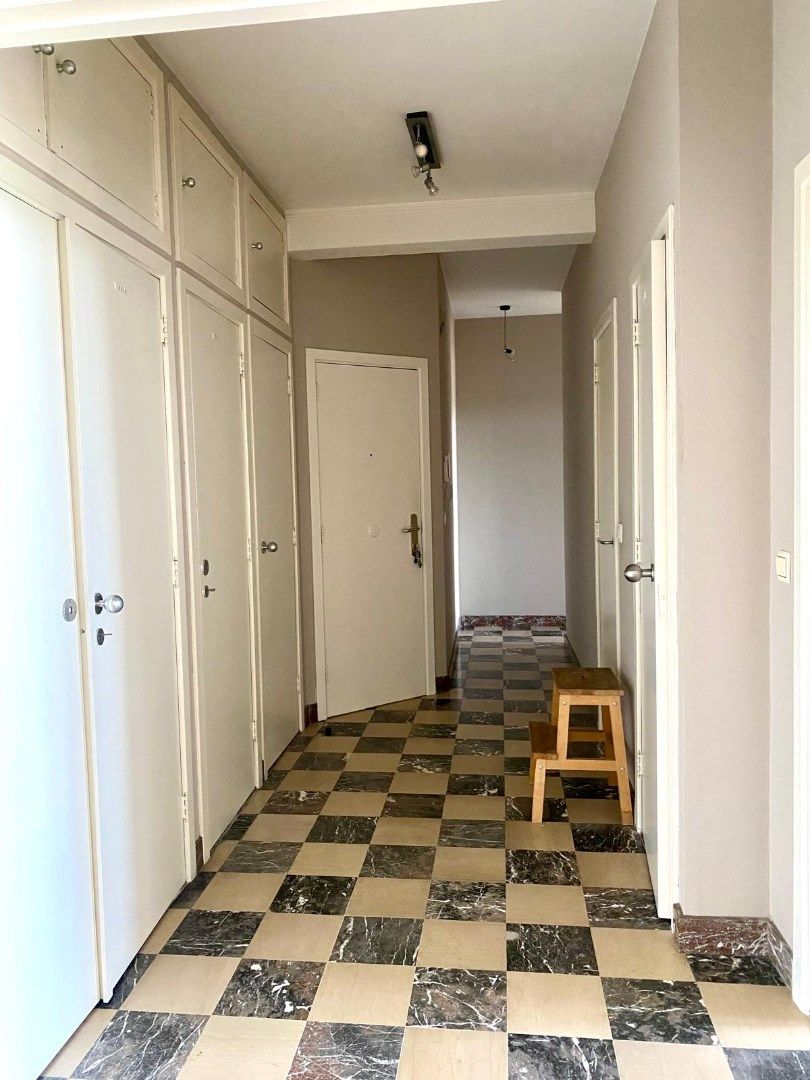 LEUK STARTERSAPPARTEMENT MET MAGNIFIEK UITZICHT OP 15 DE VERDIEPING foto 9
