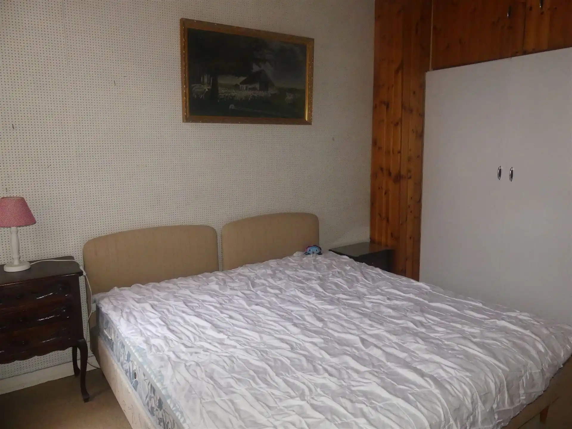 Te renoveren woning gelegen nabij het water! foto 7