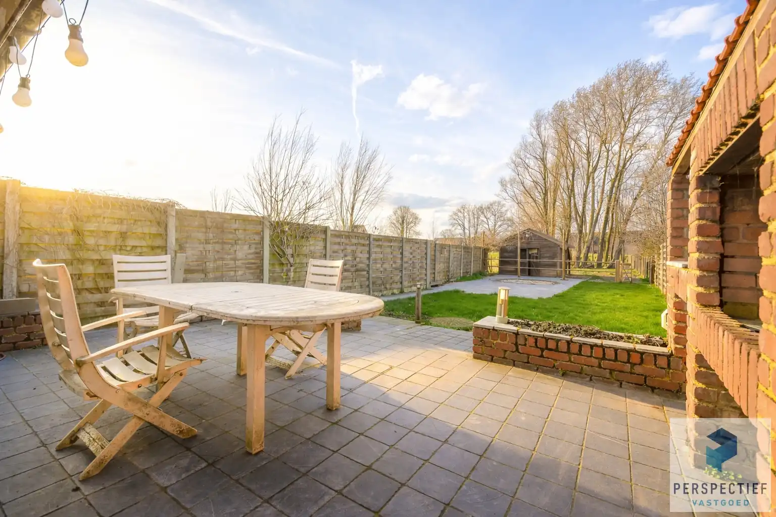 Ruime woning met tuin, kleine weide & bijgebouw gelegen in landelijke omgeving in Oedelem op  1 365 m² foto 9