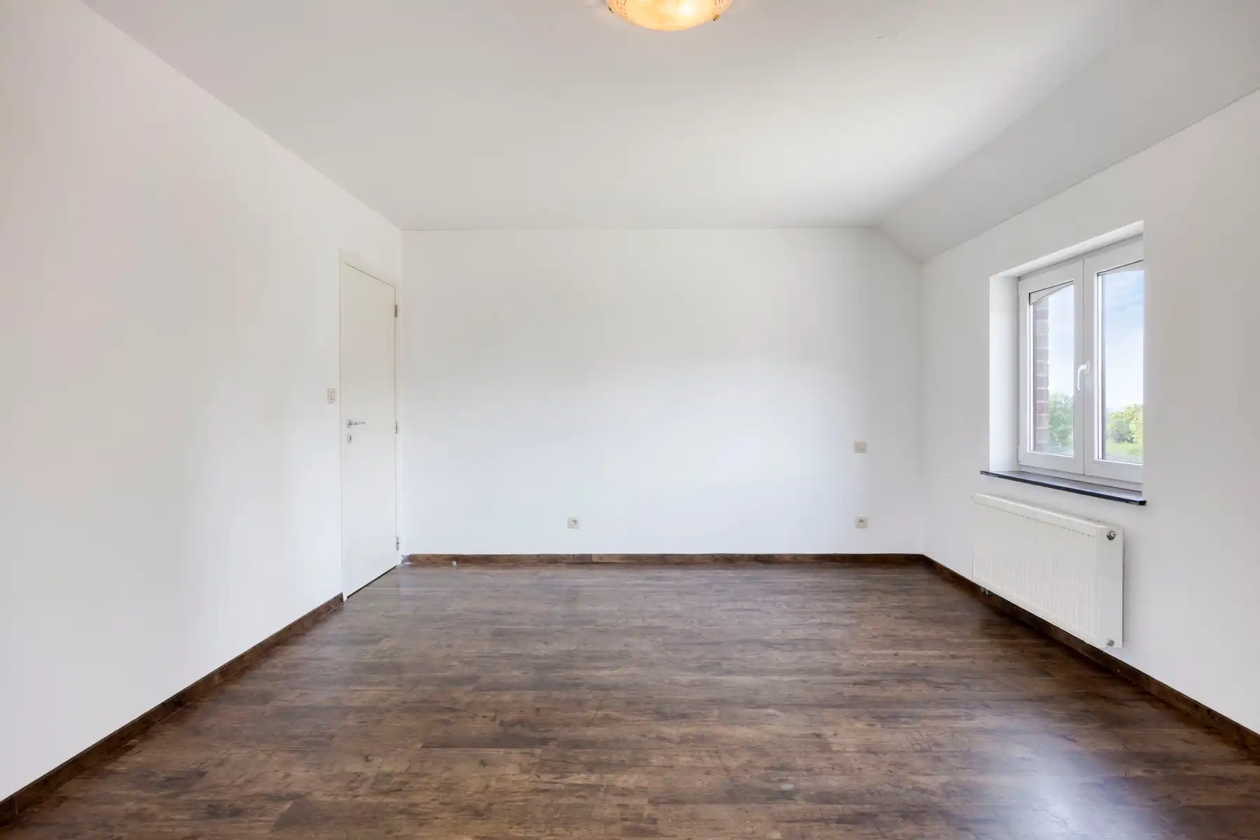 Uitzonderlijk ruime woning in landelijke omgeving foto 17