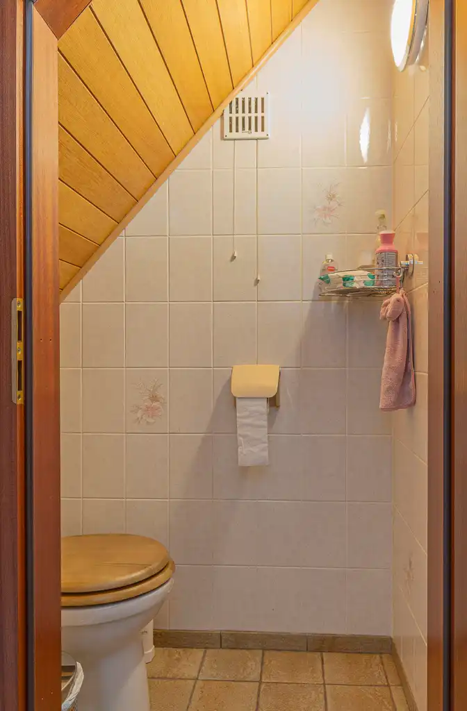 Rustig gelegen woning met 3 slaapkamers en ruime werkplaats foto 8