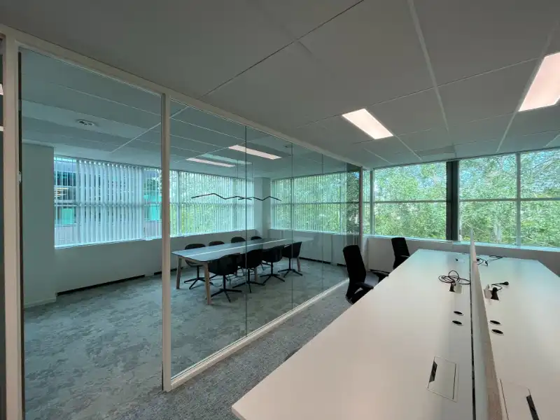 Moderne kantoorruimte te huur foto 2