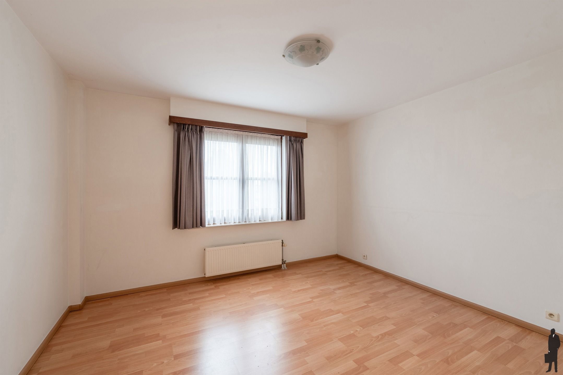 NIEUWE VOORWAARDEN: Ruim 2 slpk. appartement op wandelafstand van het centrum van Hoogstraten!  foto 13