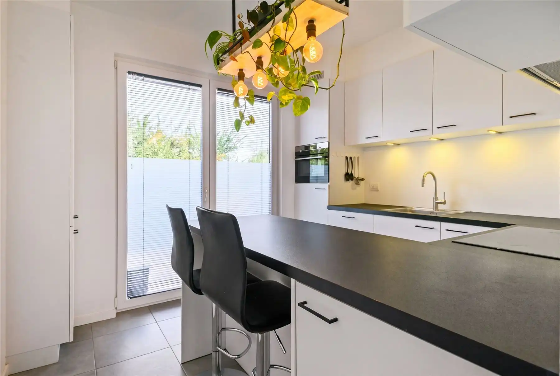 Recente, energiezuinige woning te Deurne! foto 4