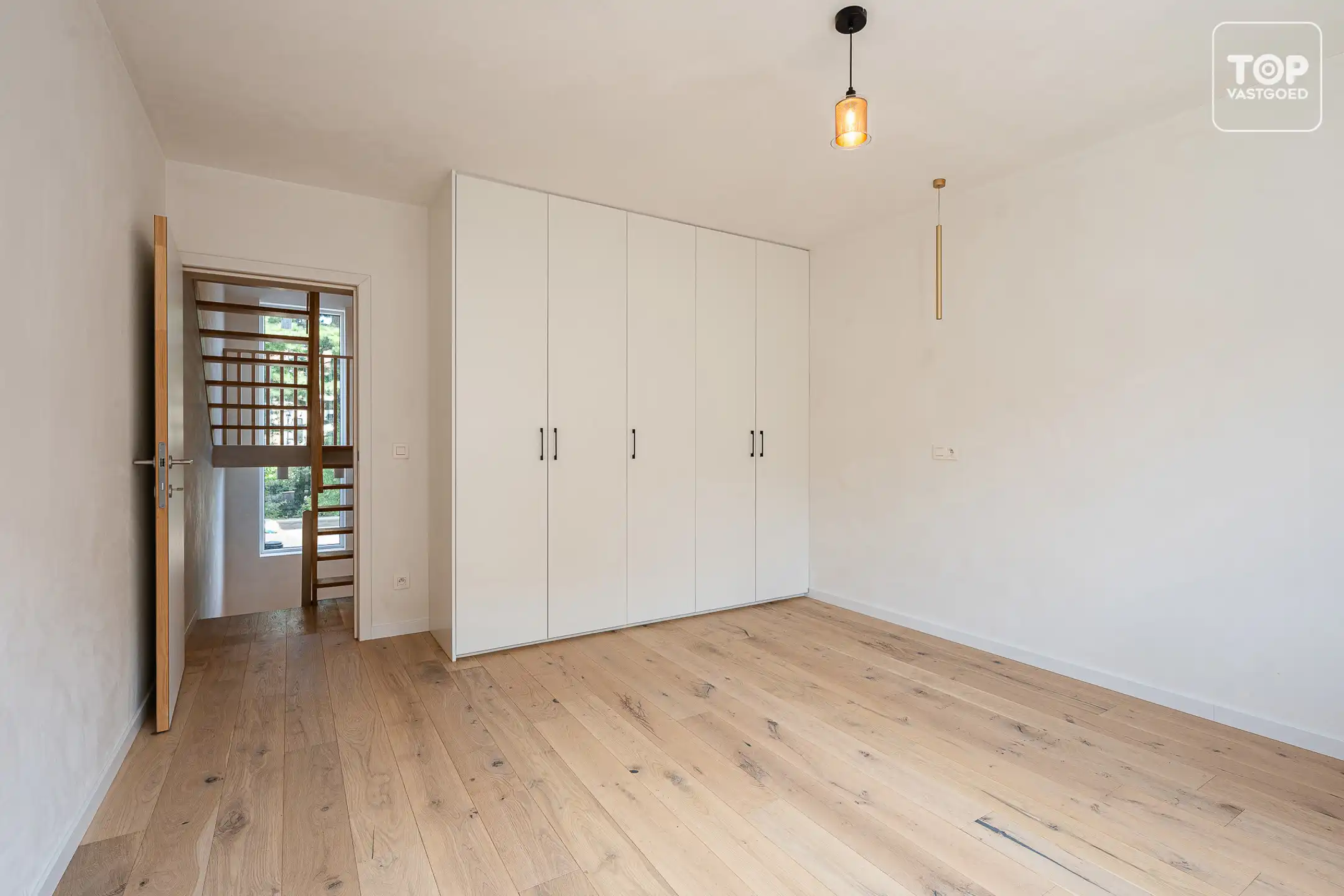 Totaal gerenoveerde woning (EPC A+) met 3 slaapkamers en tuin.  foto 18