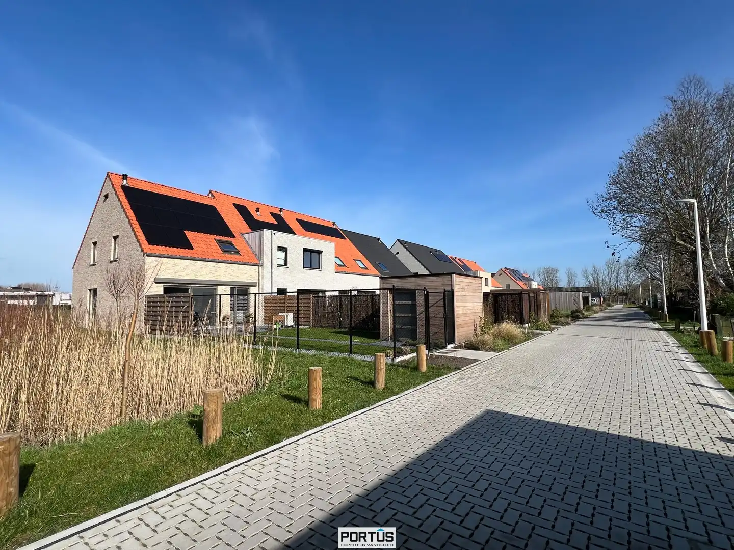 Energiezuinige nieuwbouwwoning met 3 slaapkamers en carport te koop foto 3