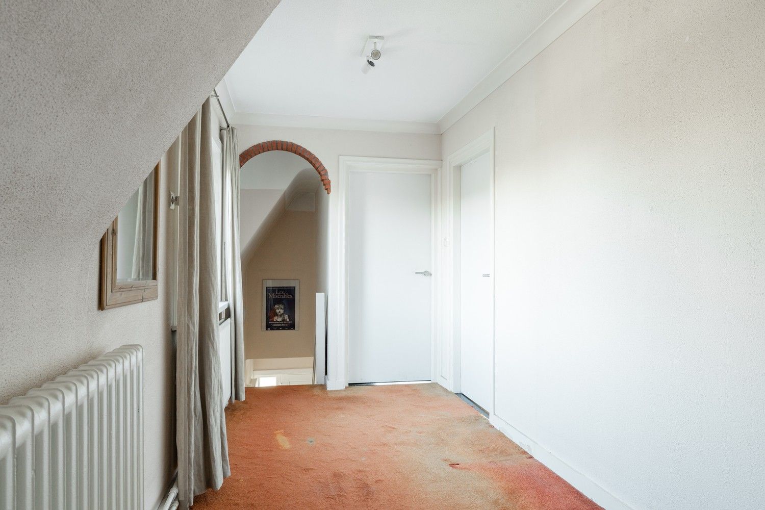 Karaktervolle vrijstaande woning nabij de Nederlandse grens foto 22