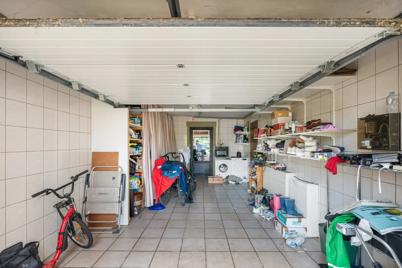 Zeer ruime instapklare eengezinswoning met aangename, zonnige tuin! foto 24
