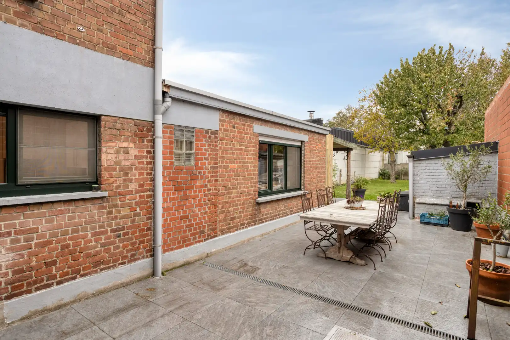 Zeer ruime gerenoveerde woning met 3 à 4 slaapkamers en garage! foto 19