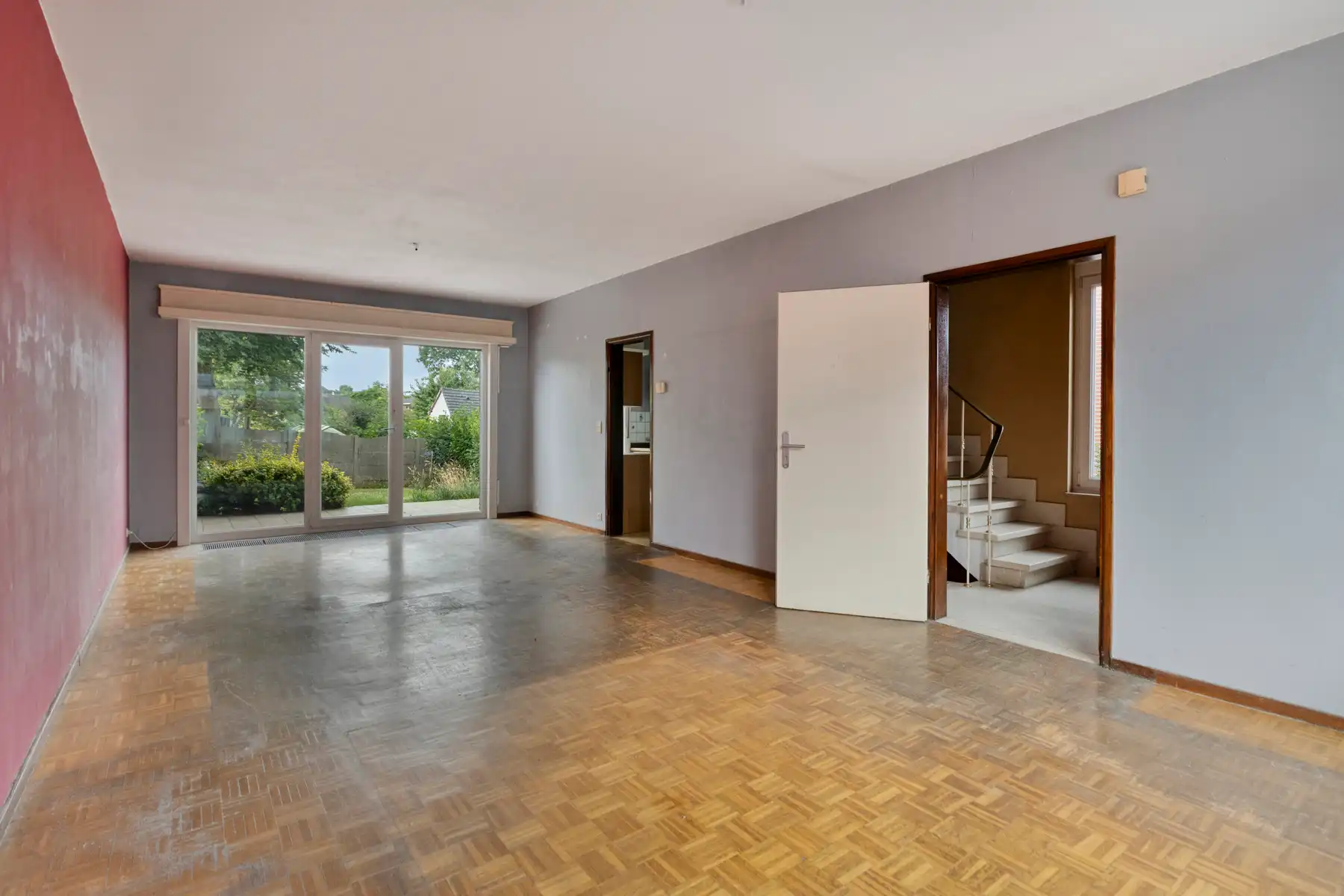 Ruime familiewoning (HOB) met garage en tuin! foto 5