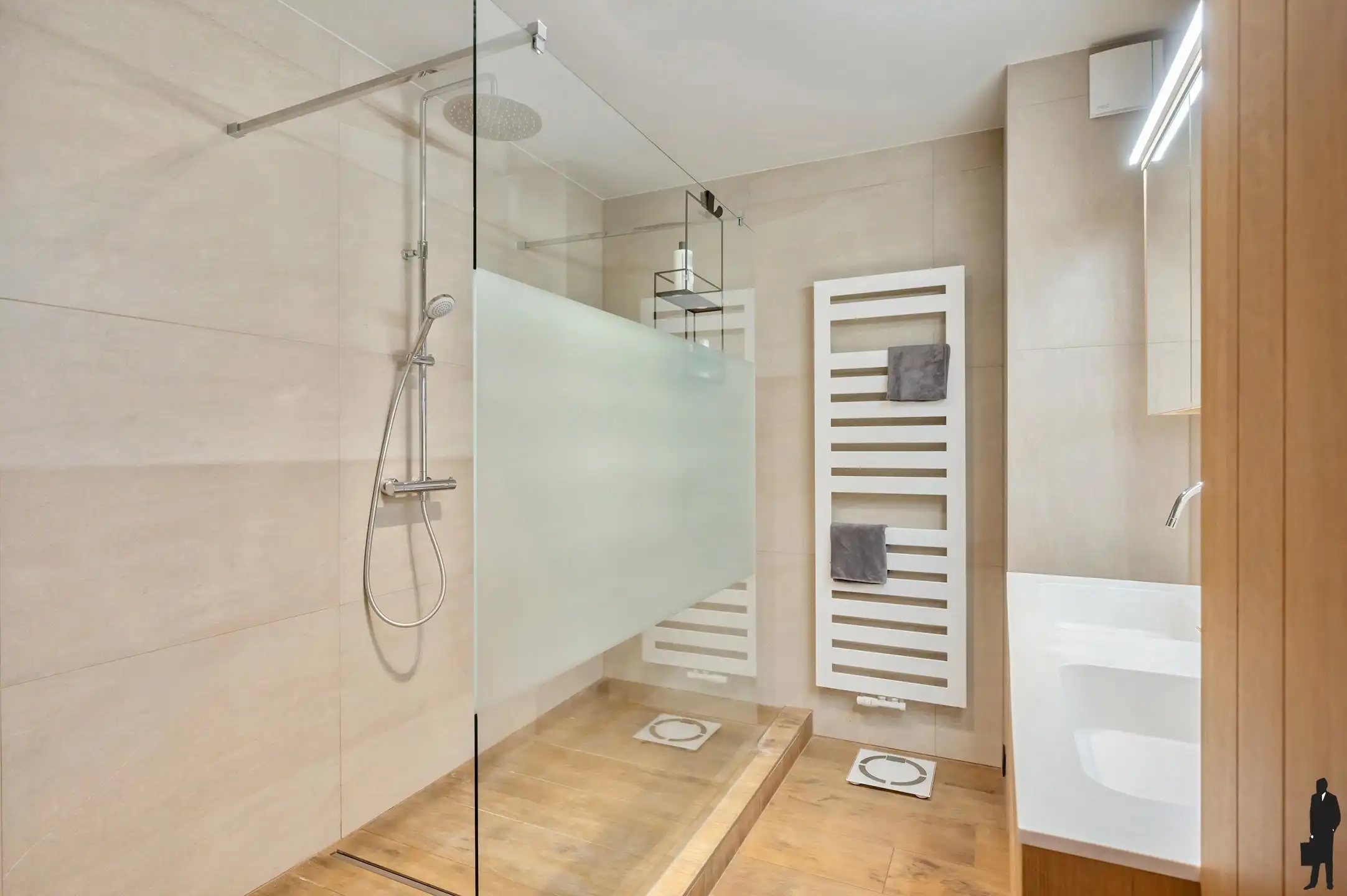 Prachtig gelijkvloers appartement met tuin foto 3