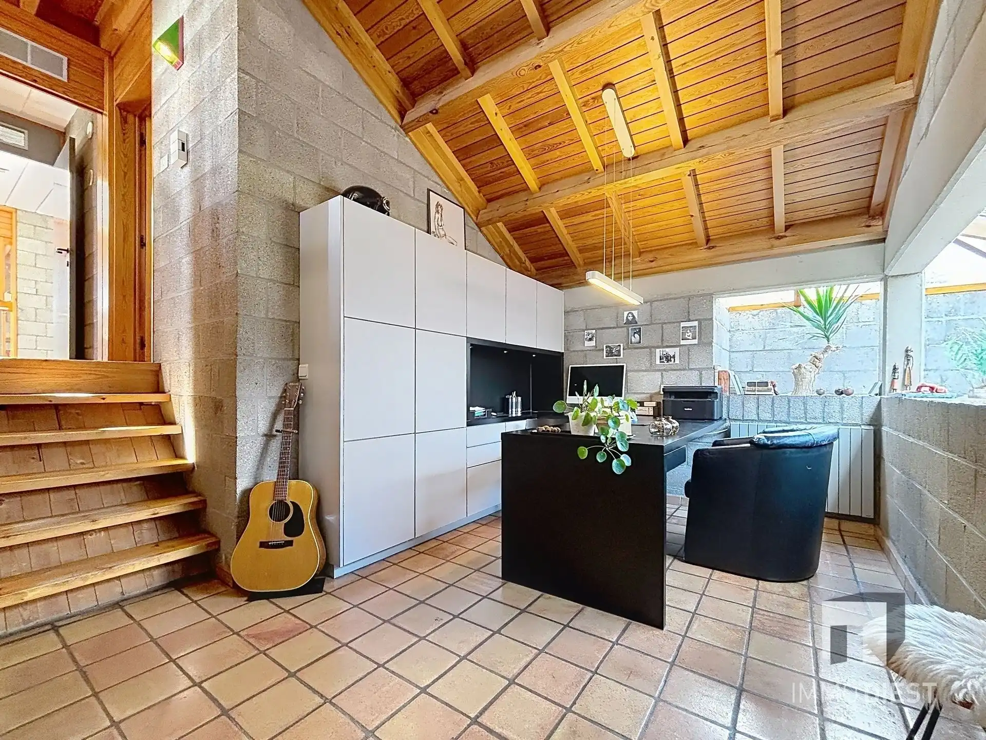 Bijzondere woning, lichtrijk, open en 3 slaapkamers foto 25