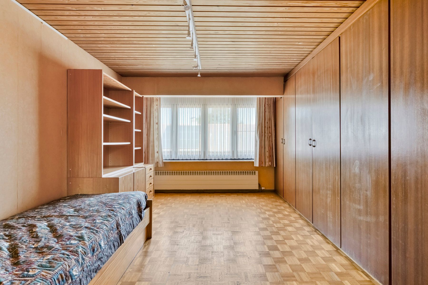 Architecturale parel met 3slaapkamers en garage op 14a 42ca! foto 13