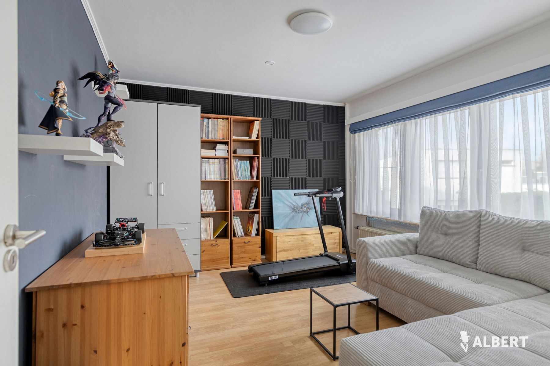 Instapklare woning met 4 slaapkamers en zuigerichte tuin foto 12