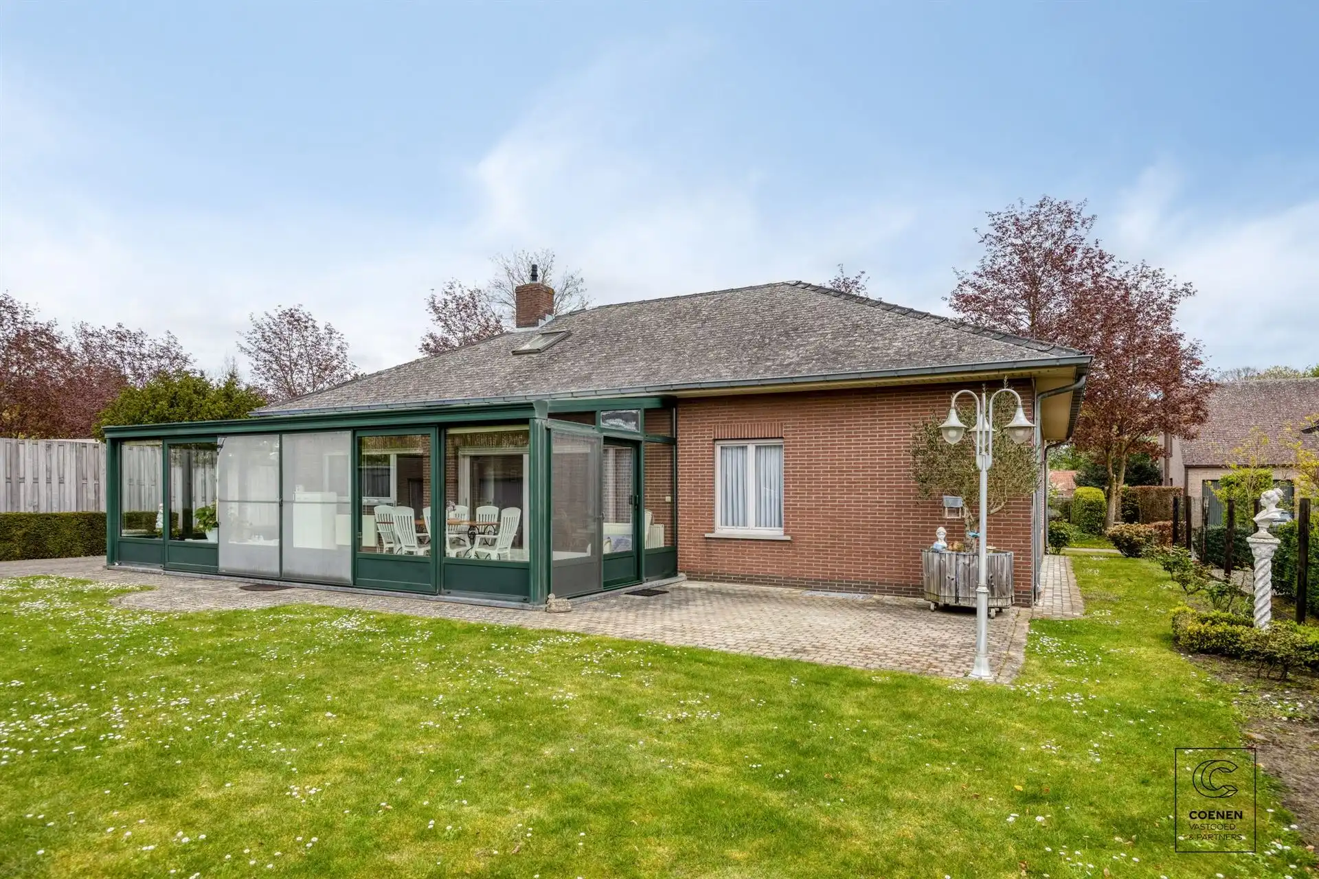 Charmante gezinswoning van 196 m², 3 slpks en 3 garages! foto 26