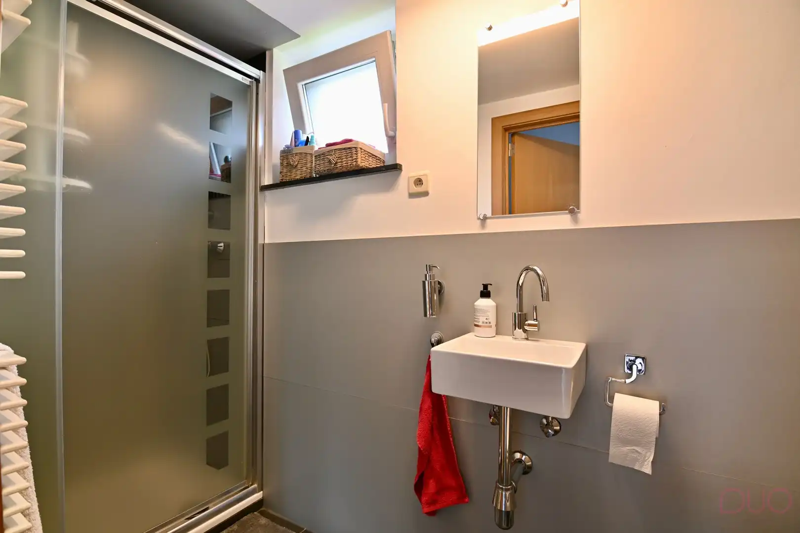 Knappe vrijstaande woning, instapklaar met tot 5 slaapkamers, midden in het groen foto 25