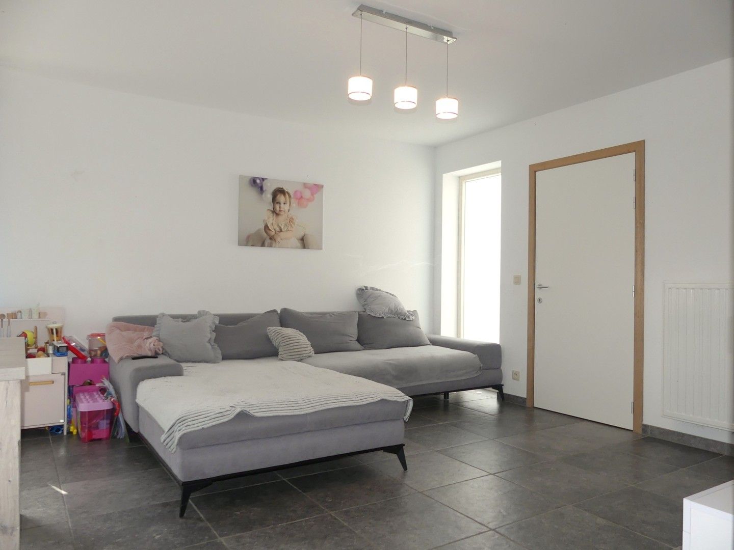Recente nieuwbouw en lage energiewoning met tuin foto 4