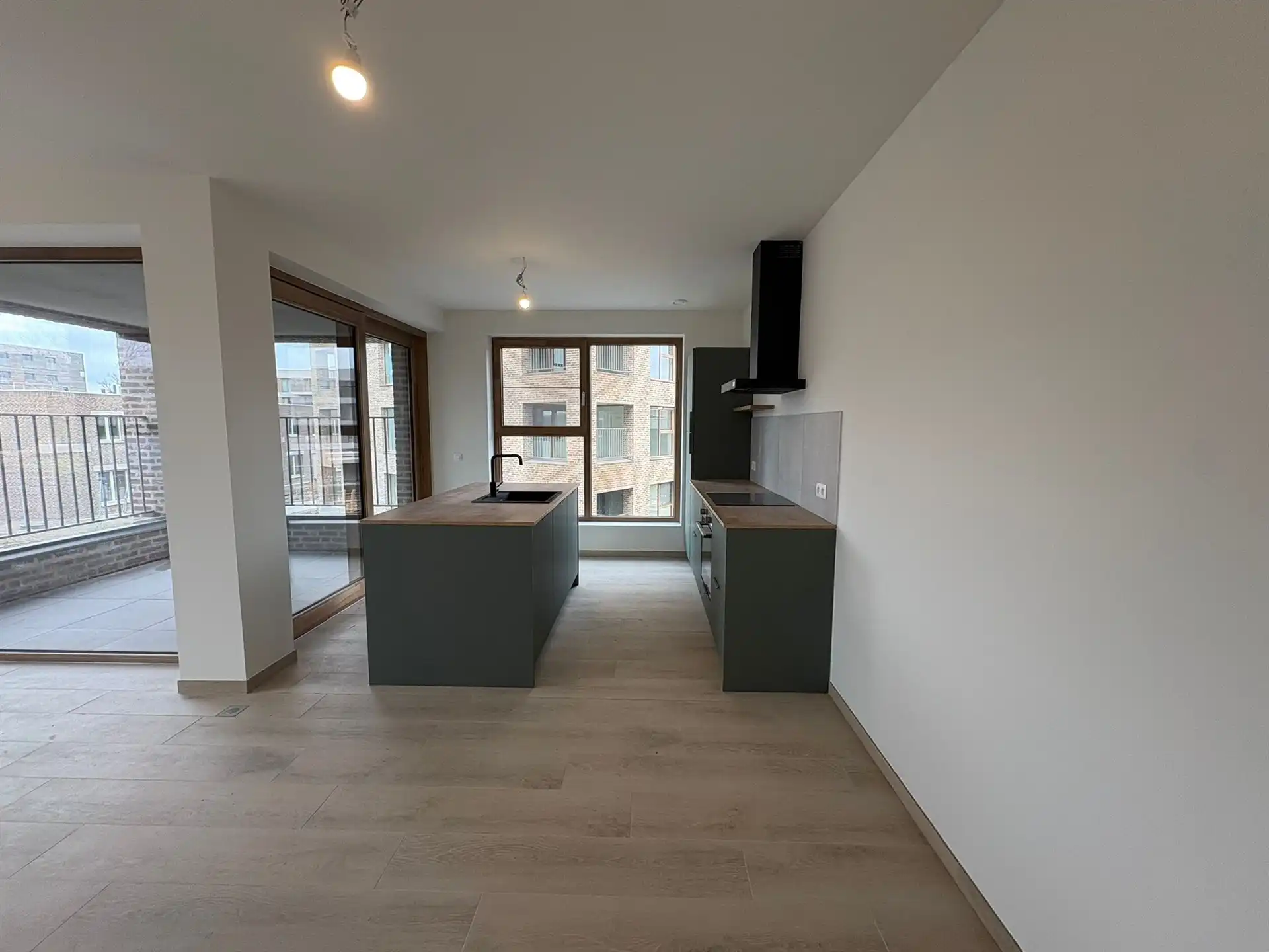 Te huur: Modern 1-slaapkamer appartement in nieuwbouwproject Tuinen van Eden, Wilrijk foto 5