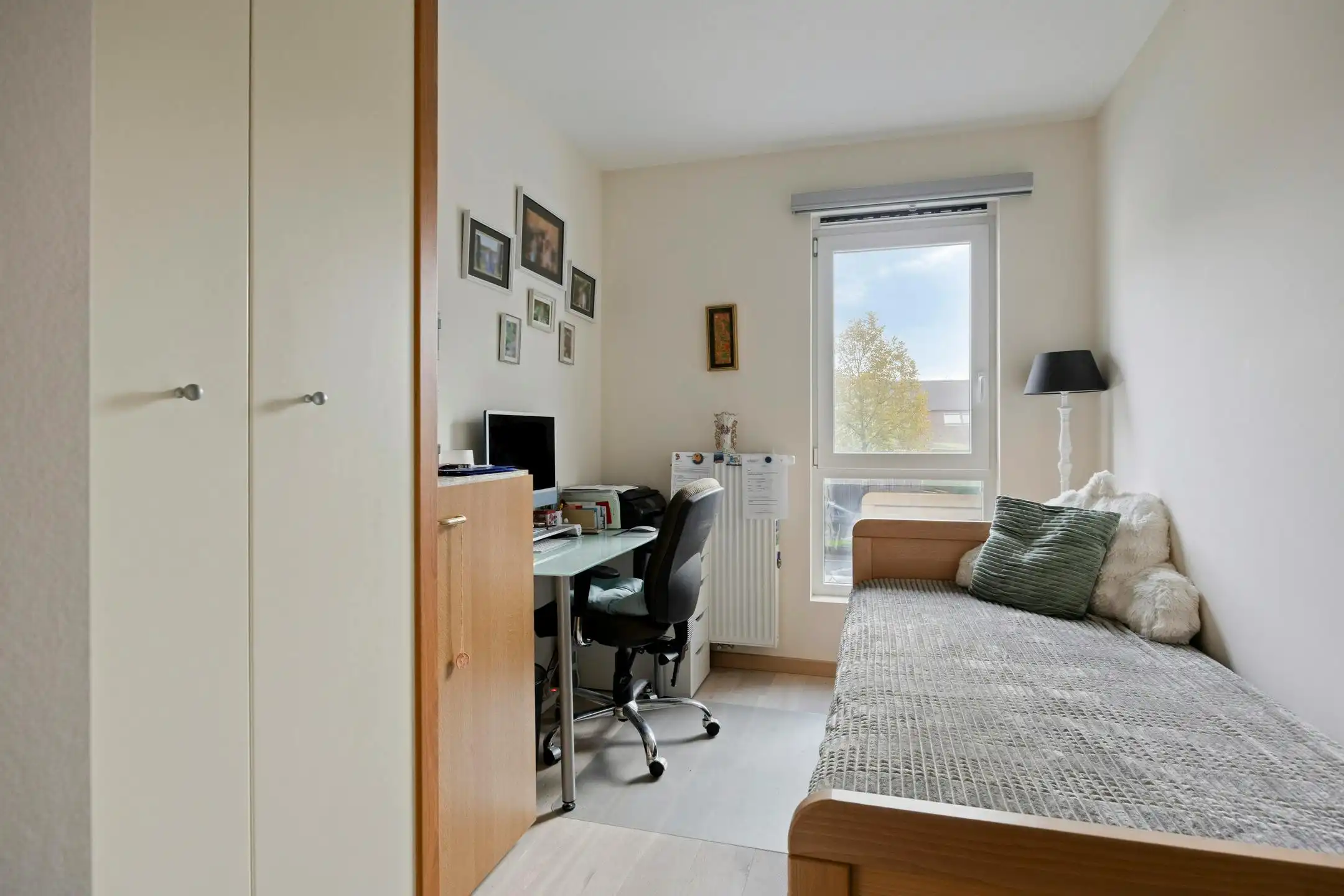 Lichtrijk en energiezuinig appartement met 2 slaapkamers te Eeklo foto 14