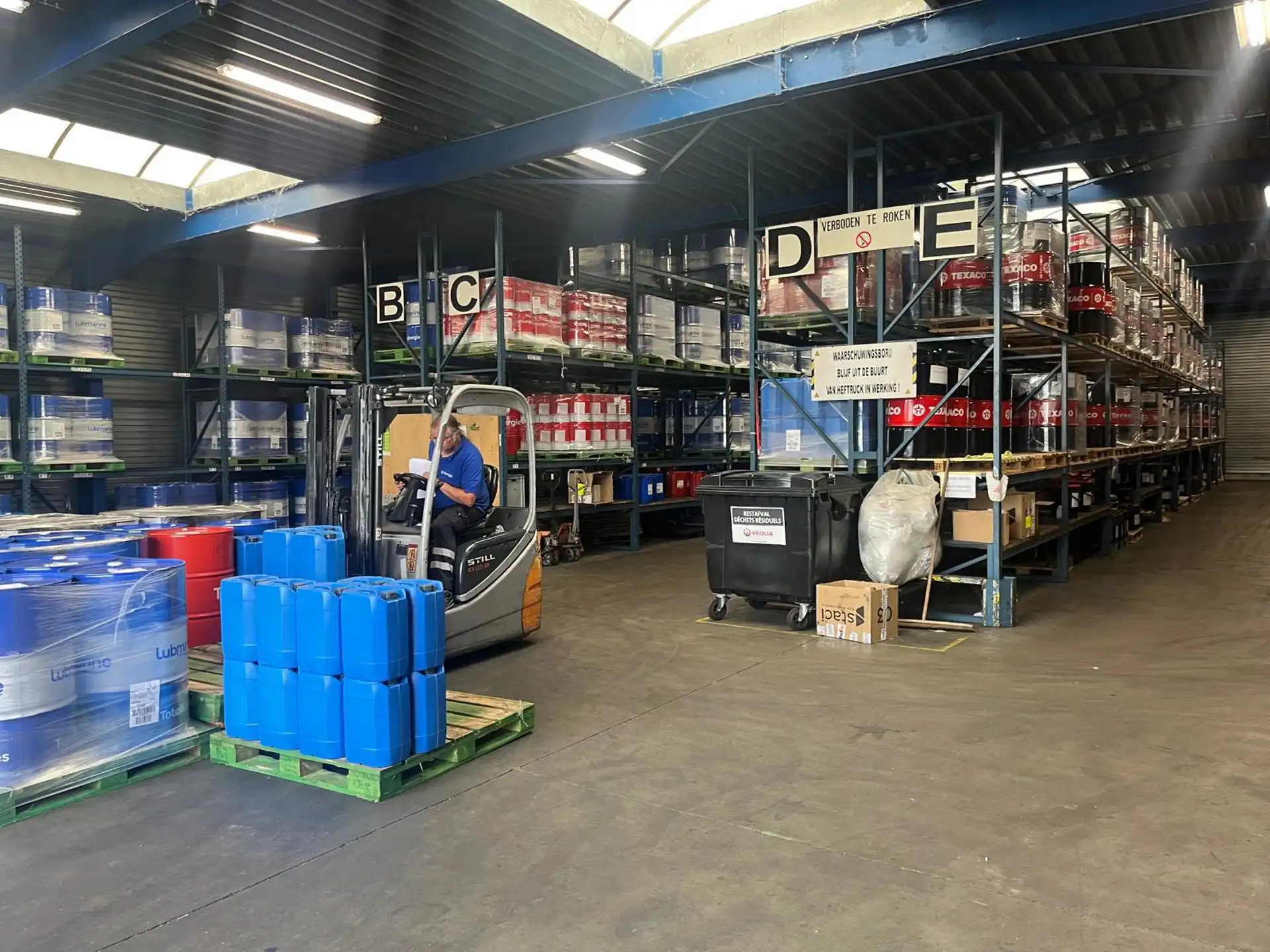 Magazijn van 950m² te Schelle nabij A12 foto 4