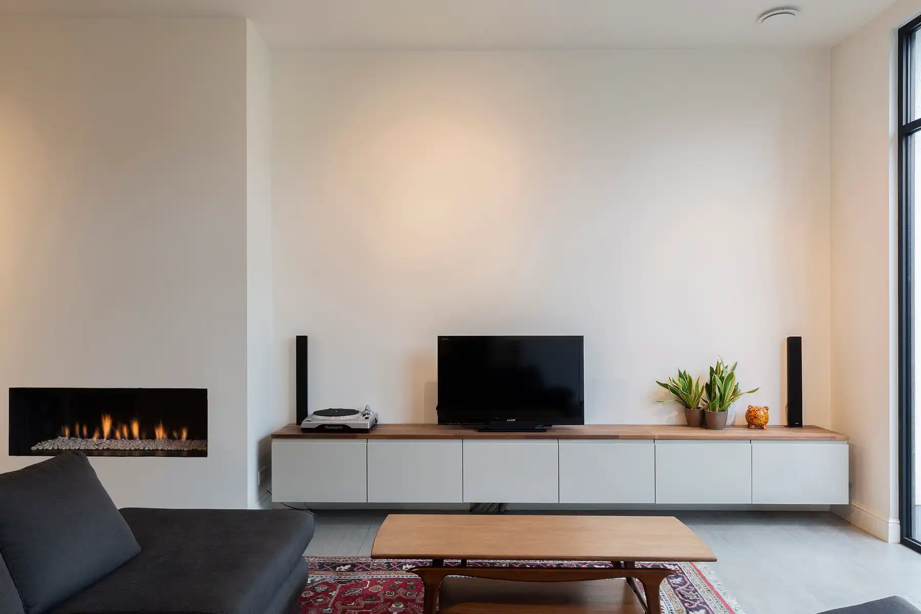 Karaktervolle herenwoning met tuin, koetshuis en veel ruimte foto 4