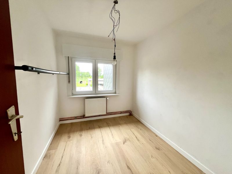 GERENOVEERDE HALFOPEN BEBOUWING TE HUUR foto 11