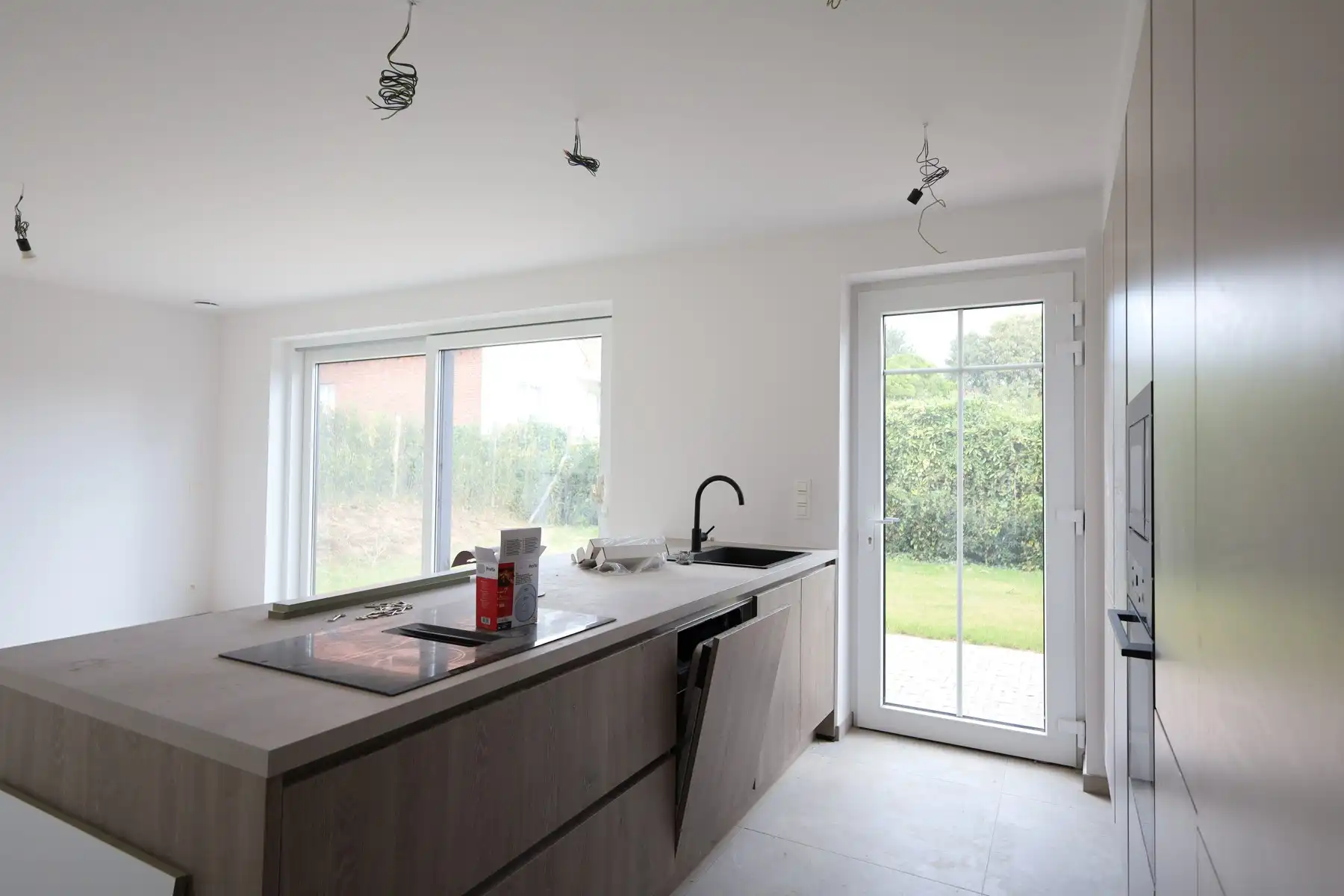 LAATSTE KANS, MOOI AFGEWERTKE, INSTAPKLARE NIEUWBOUW AAN 6% * foto 3