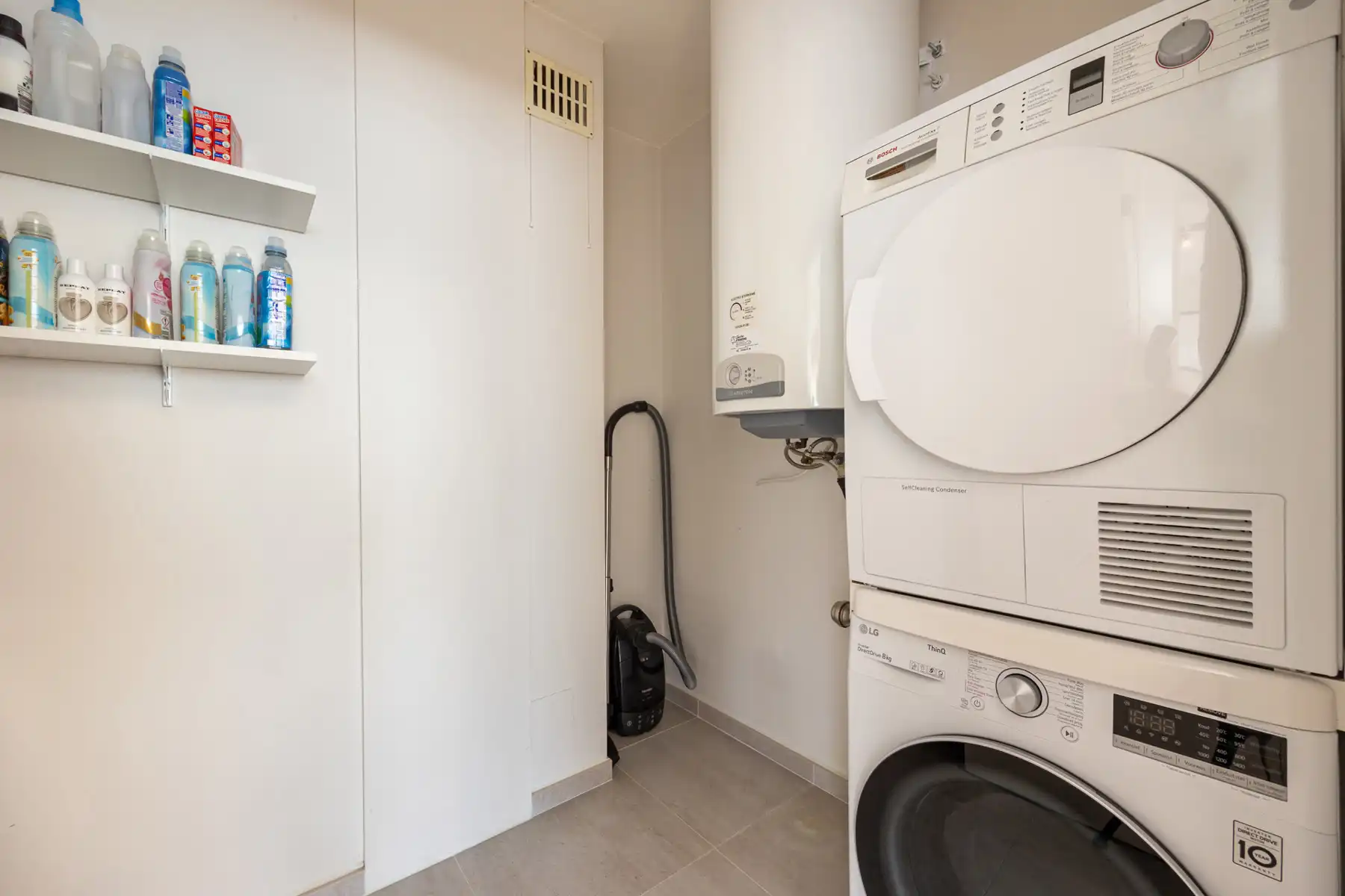 Prachtig appartement met 2 slpk, LIFT, 2 terrassen en kelder foto 10
