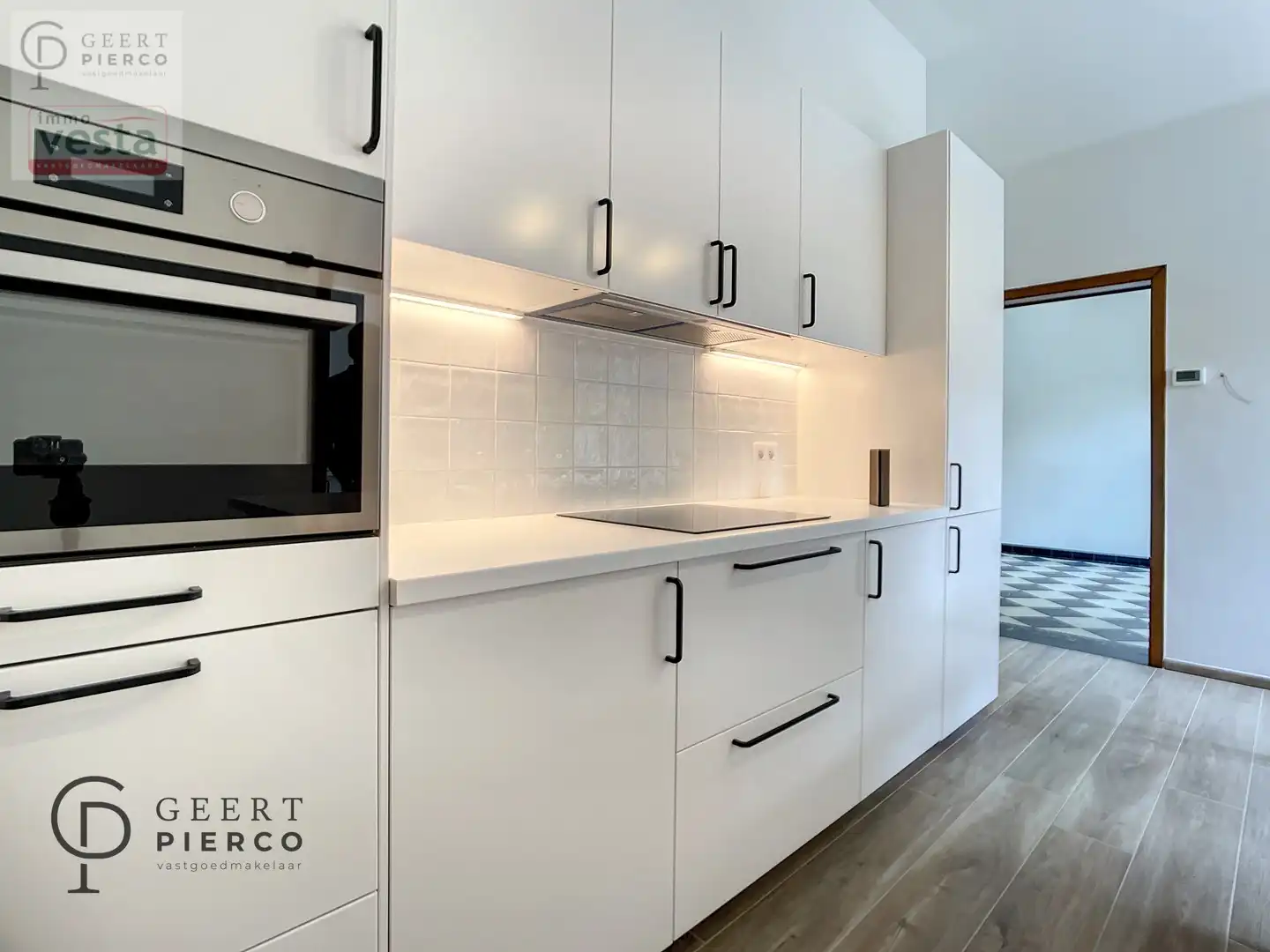 Prachtige gerenoveerde gezinswoning foto 15