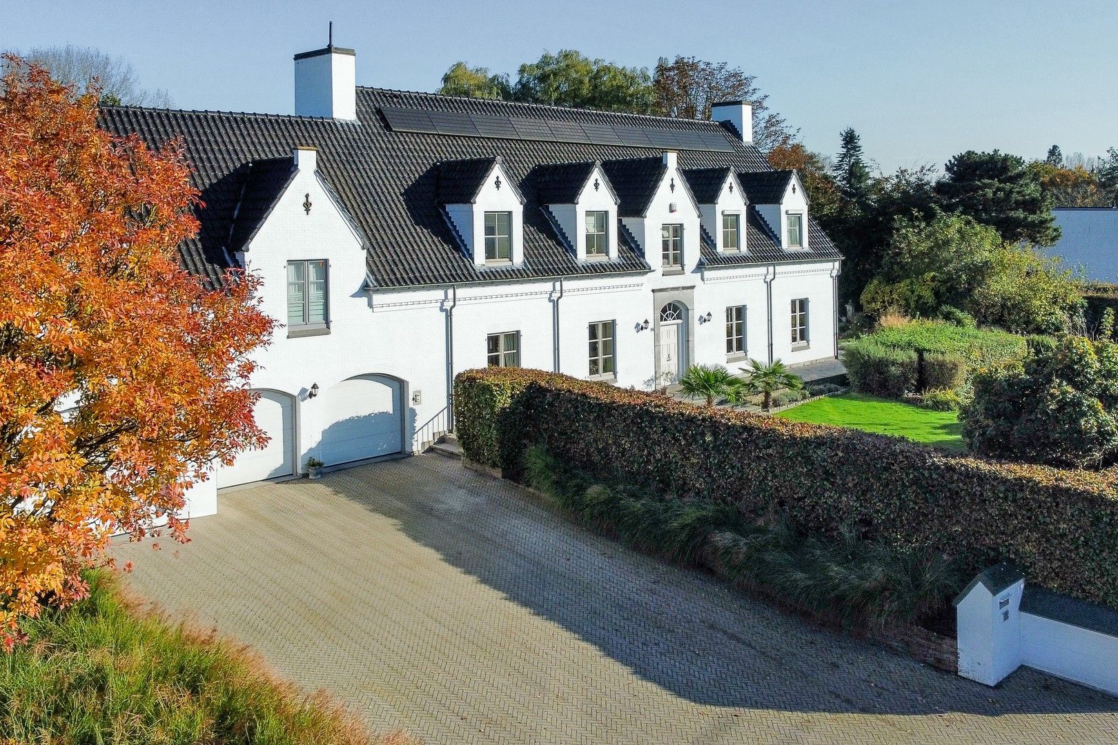 Charmante villa in landelijke stijl met zwembad en riante tuin. foto 42