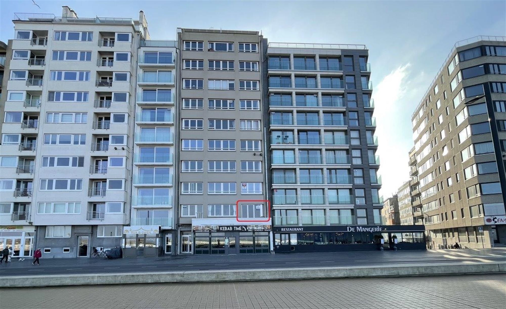 Appartement met 2 slaapkamers op de zeedijk foto 1