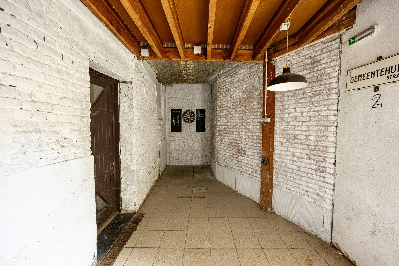 Veelzijdige opbrengsteigendom met café, appartement en topligging in Dworp foto 10