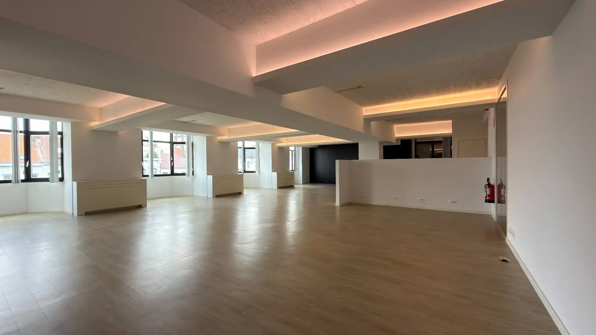Kantoor te huur te Antwerpen in Deco Building foto 4