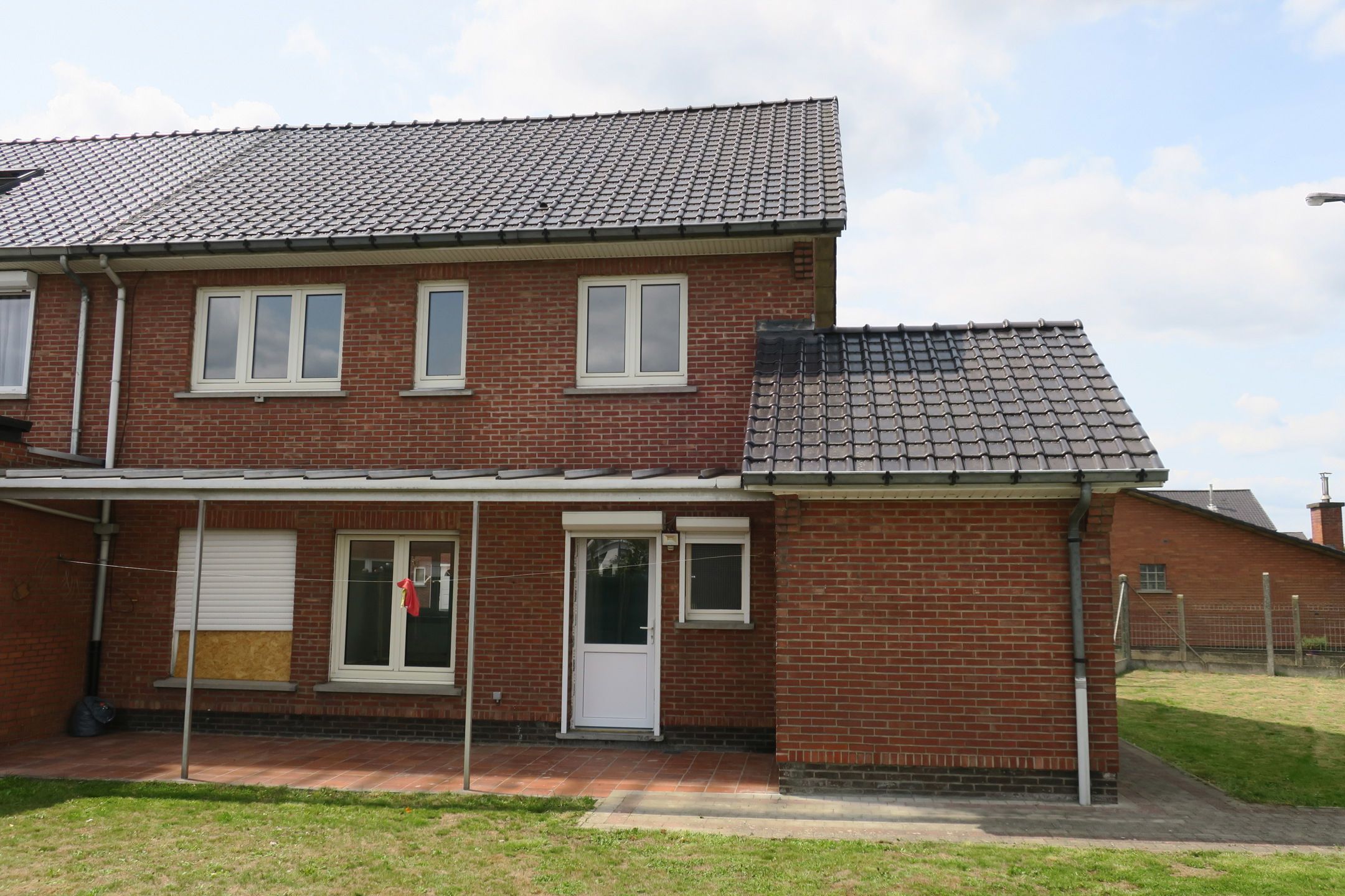 Ruime gezinswoning met 3 slaapkamers en tuin foto 11
