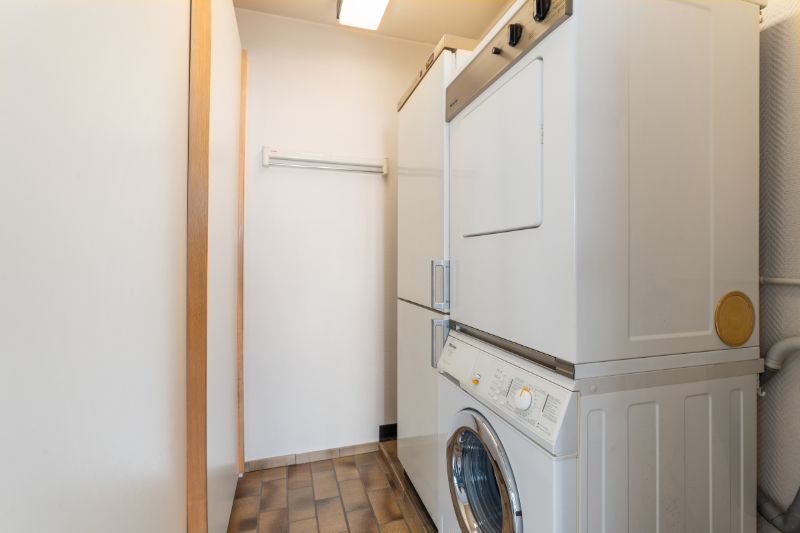 Ruim appartement met zicht op het Polenplein foto 7