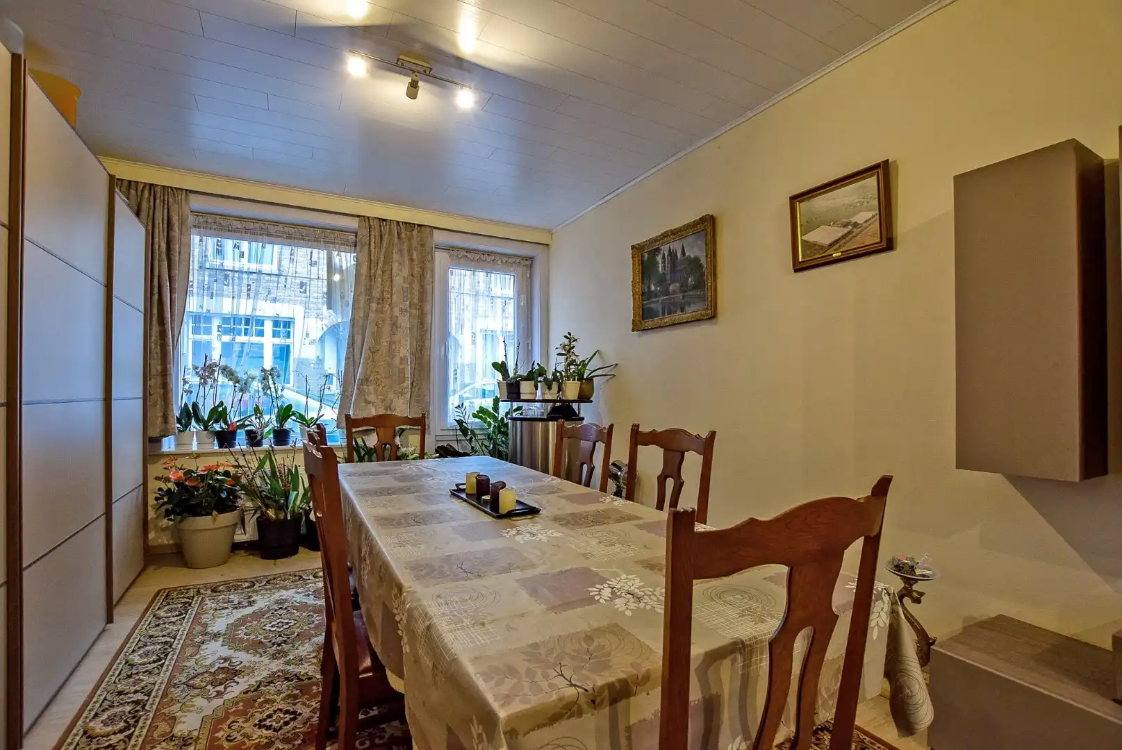 Ruim 2-slaapkamerappartement (97m²) gelegen in het centrum van De Panne.  foto 6