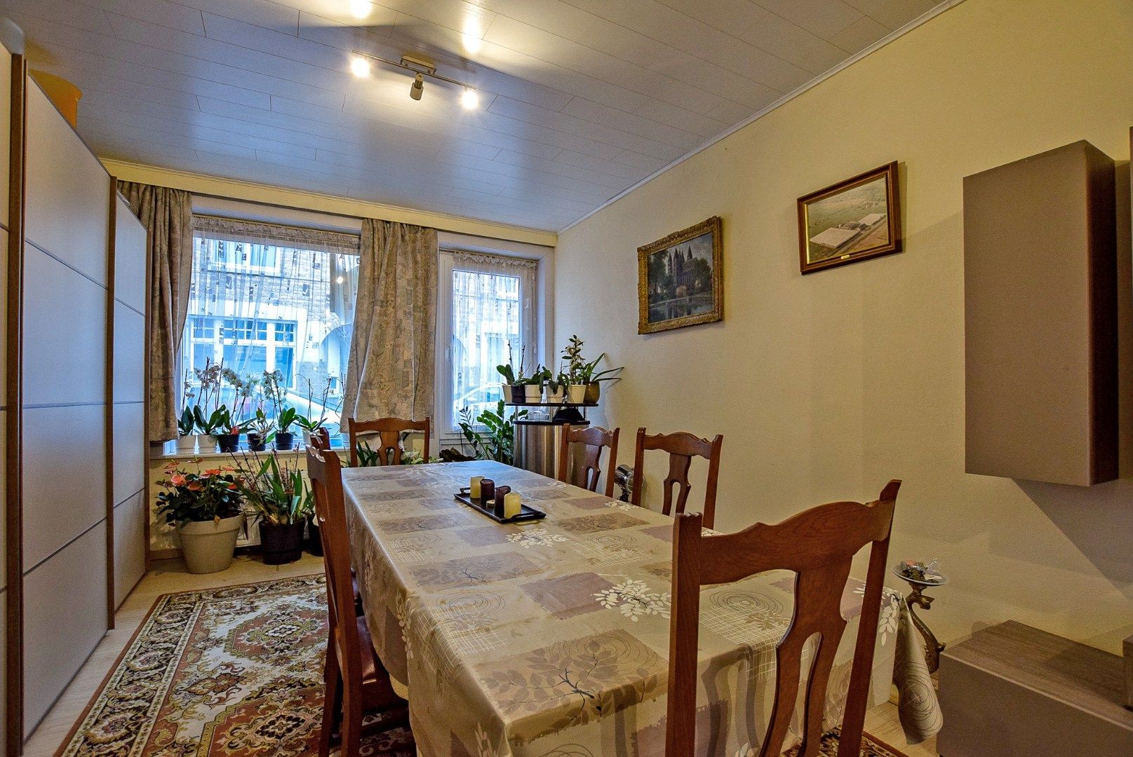 Ruim 2-slaapkamerappartement (97m²) gelegen in het centrum van De Panne.  foto 6