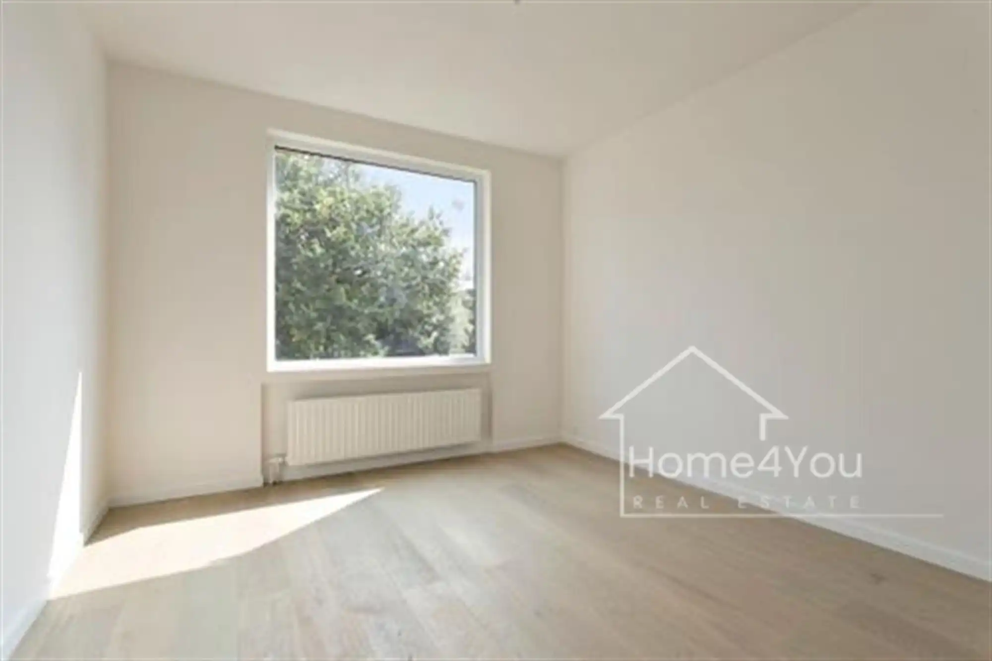 Gerenoveerd 2-slaapkamer appartement in Edegem te koop! foto 6