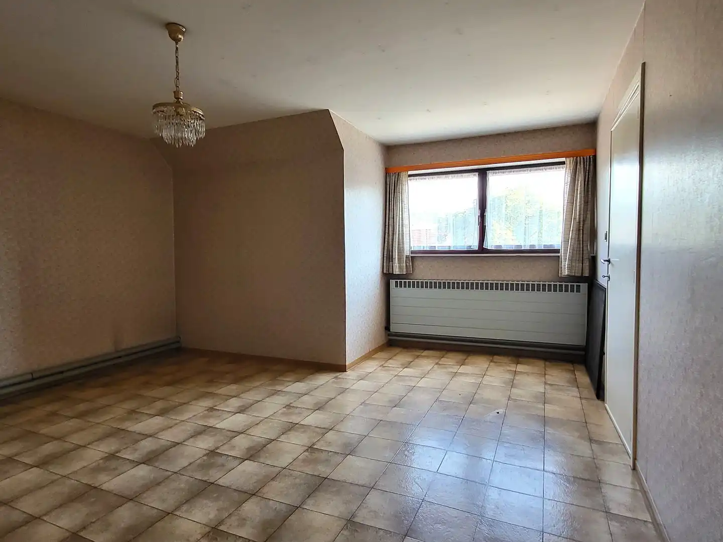 Karaktervolle eigendom met uitzonderlijk potentieel, paardenstal en 2 ruime garages op 2.550 m², met 248 m² bewoonbare oppervlakte. foto 29