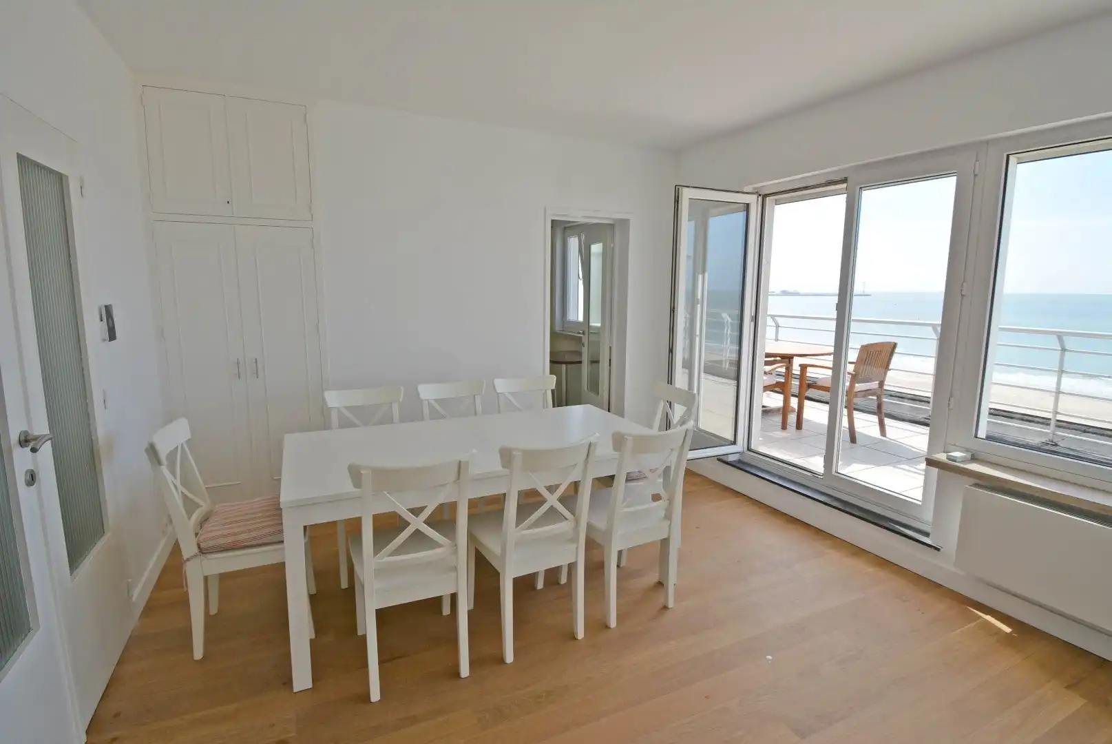 Penthouse op de Zeedijk in Duinbergen met heerlijk terras foto 5