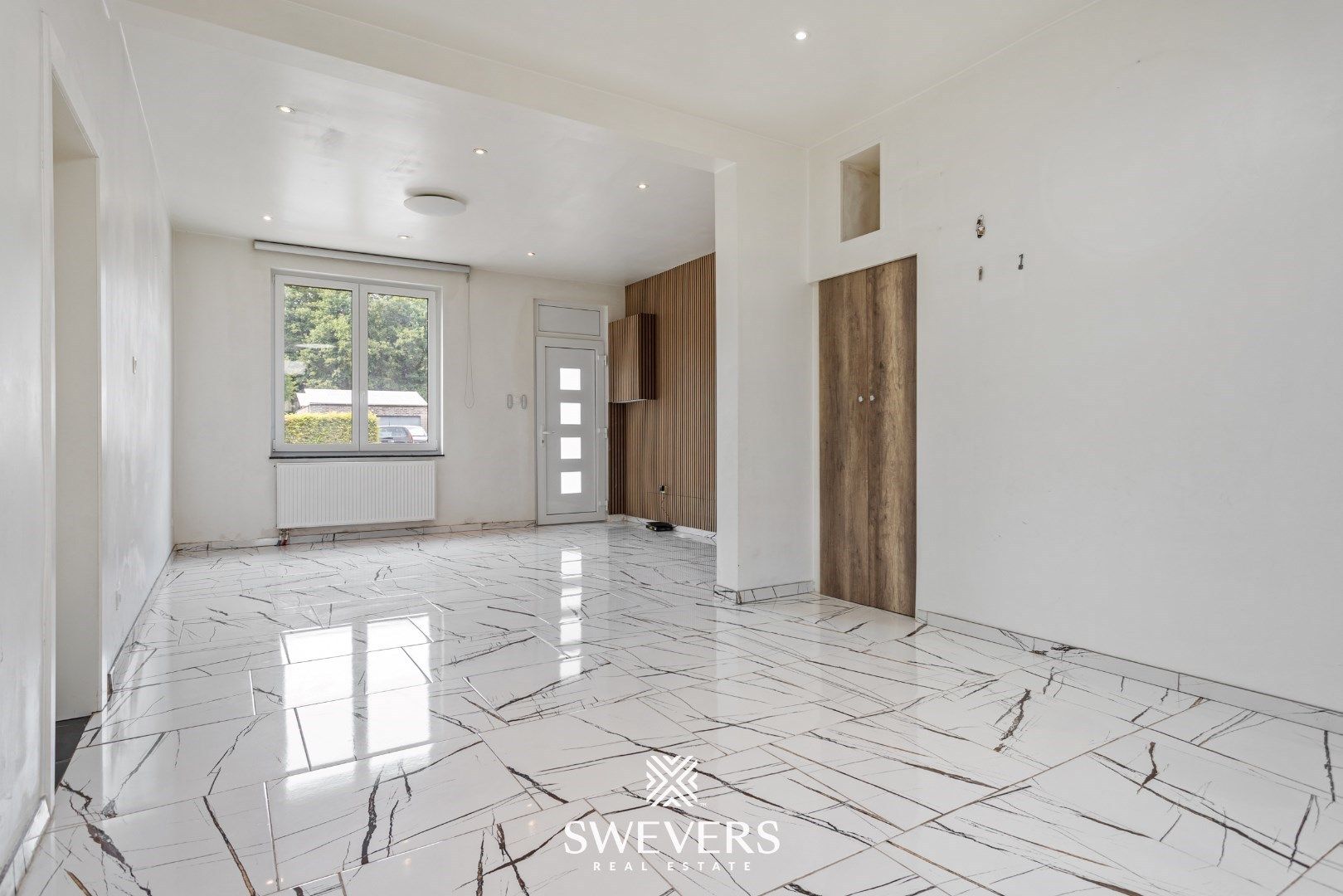 Instapklare, recent gerenoveerde gezinswoning in Beverlo foto 2