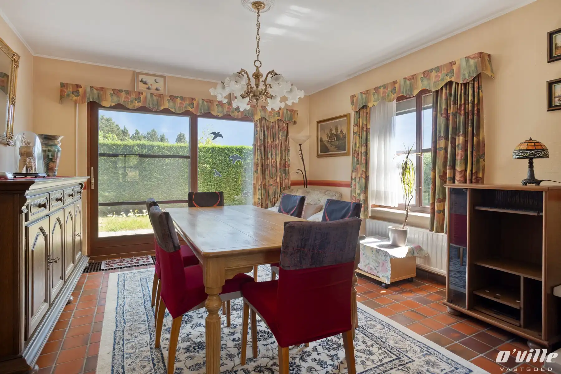 Klassieke stijlvolle villa met dakkapel foto 8