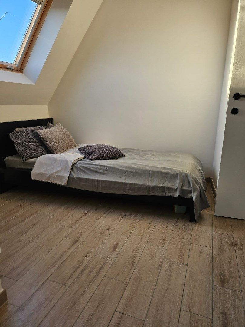 Recent, luchtig en goed gelegen duplex appartement met terrasjes nabij de zee in De Haan. foto 14