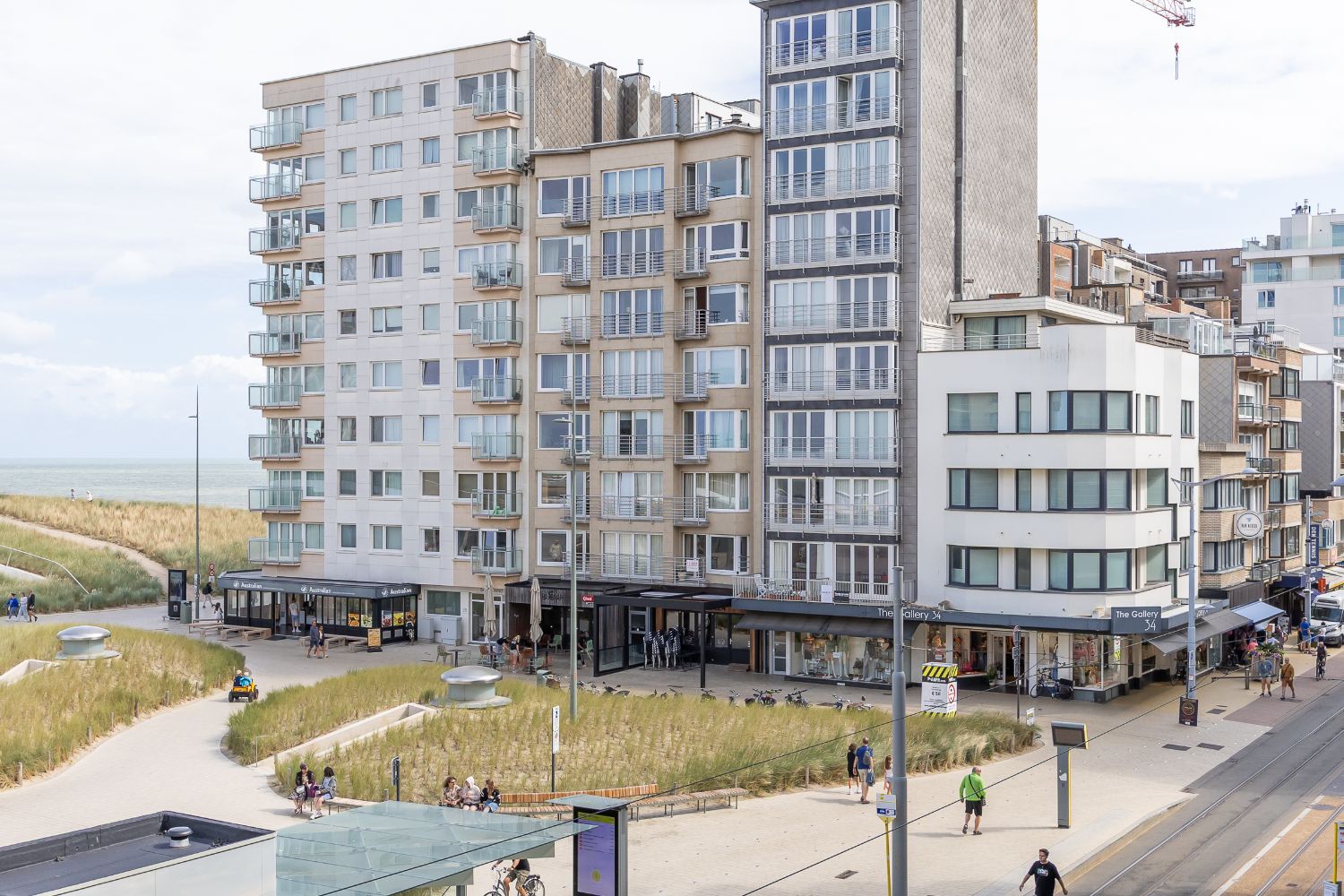 Uniek appartement met frontaal zicht op het casinoplein (met zeezicht!) foto 5