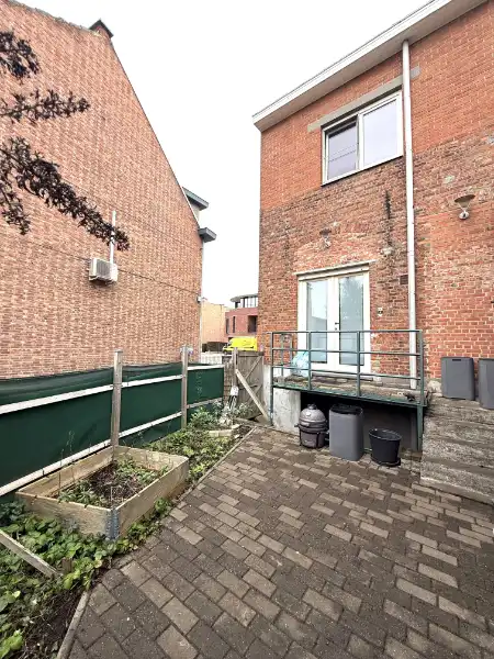 Gezellige woning nabij scholen en Bibliotheek Dendermonde foto 2
