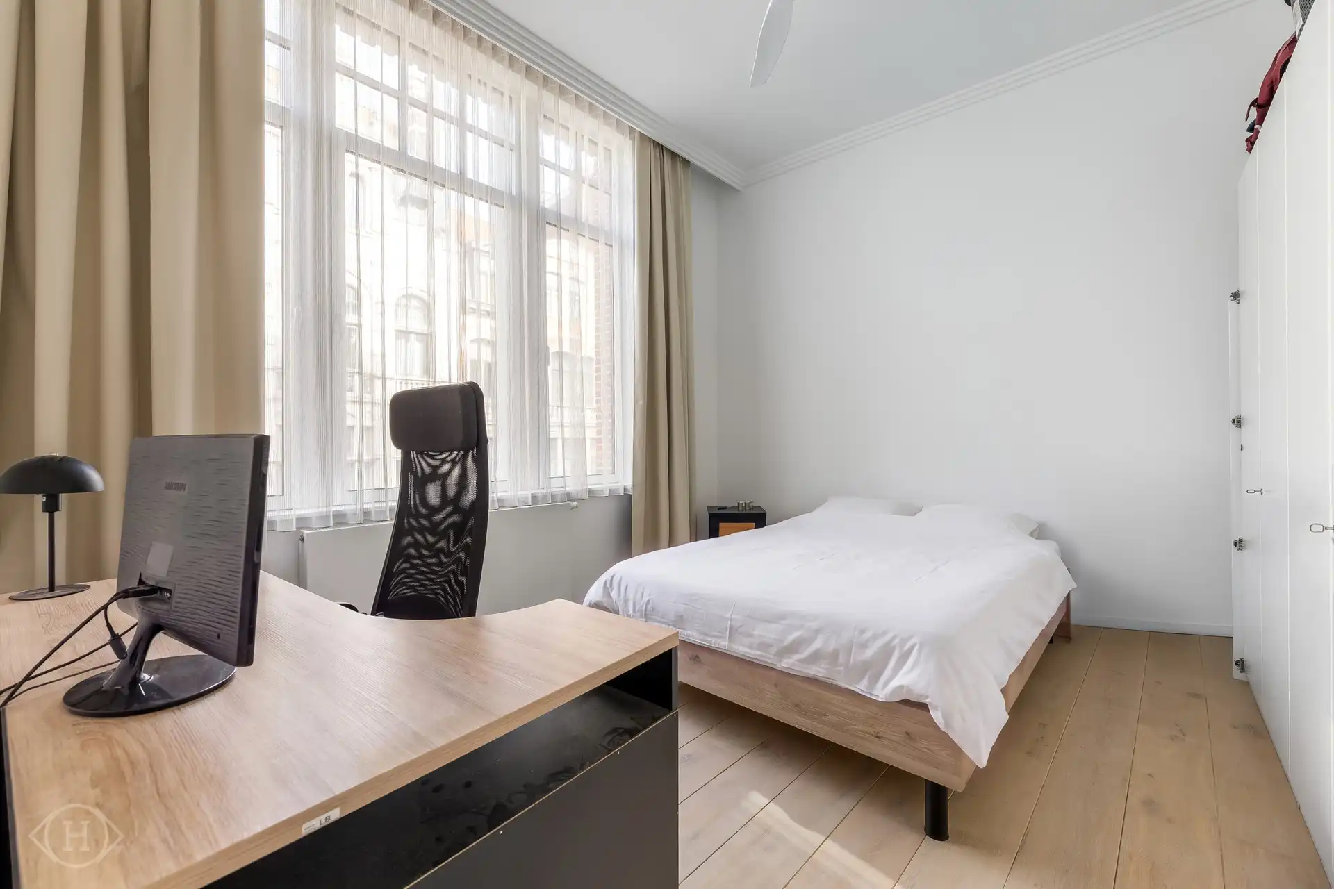 Lichtrijk éénslaapkamerappartement hartje Leuven foto 9