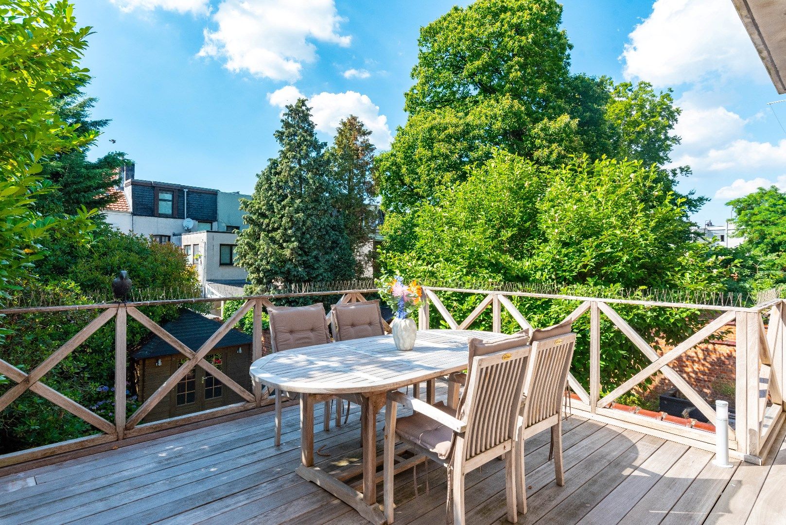 Luxueus 100% instapklaar 2-slaapkamer appartement foto {{pictureIndex}}