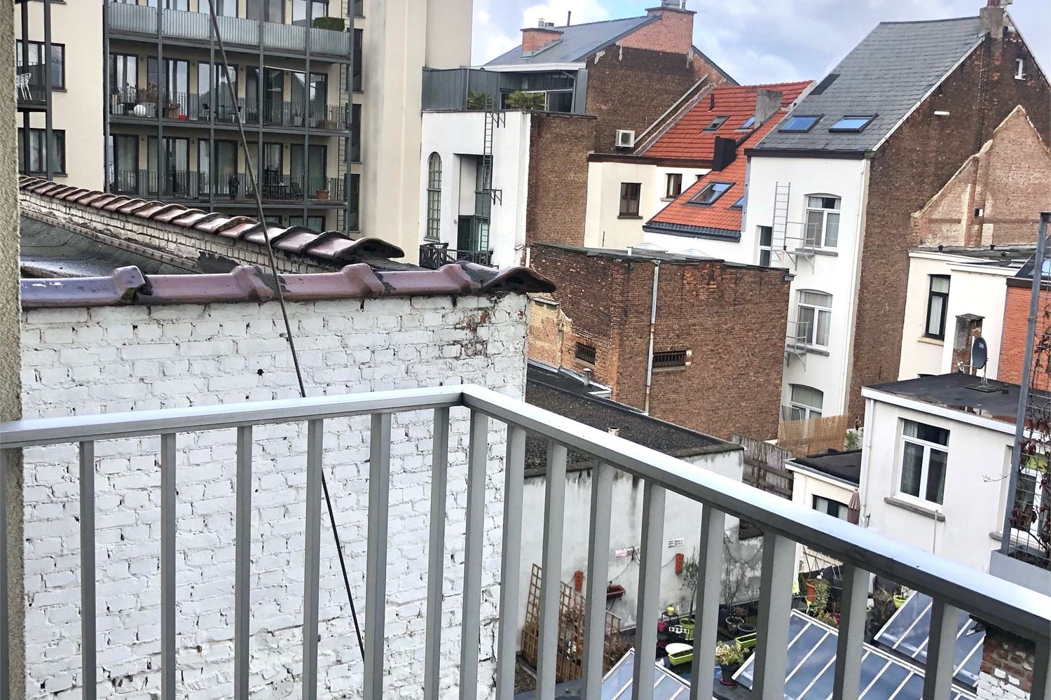 Super gezellig 1 slaapkamer appartement (60m²) met terras in hartje Antwerpen te huur! foto 7