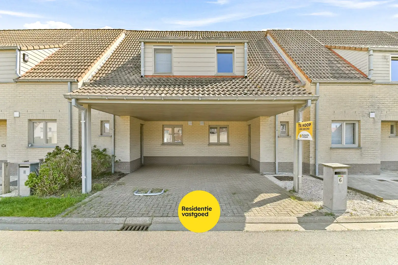 Woning met 4 slaapkamers te Westende foto {{pictureIndex}}