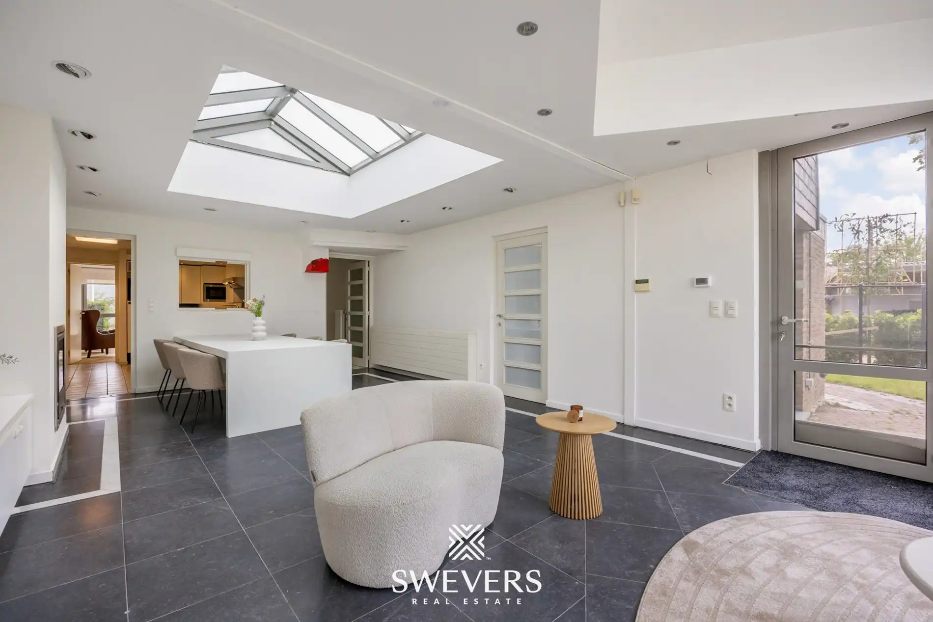 Ruime instapklare woning met 4 slaapkamers op TOP-ligging in Zonhoven foto 3